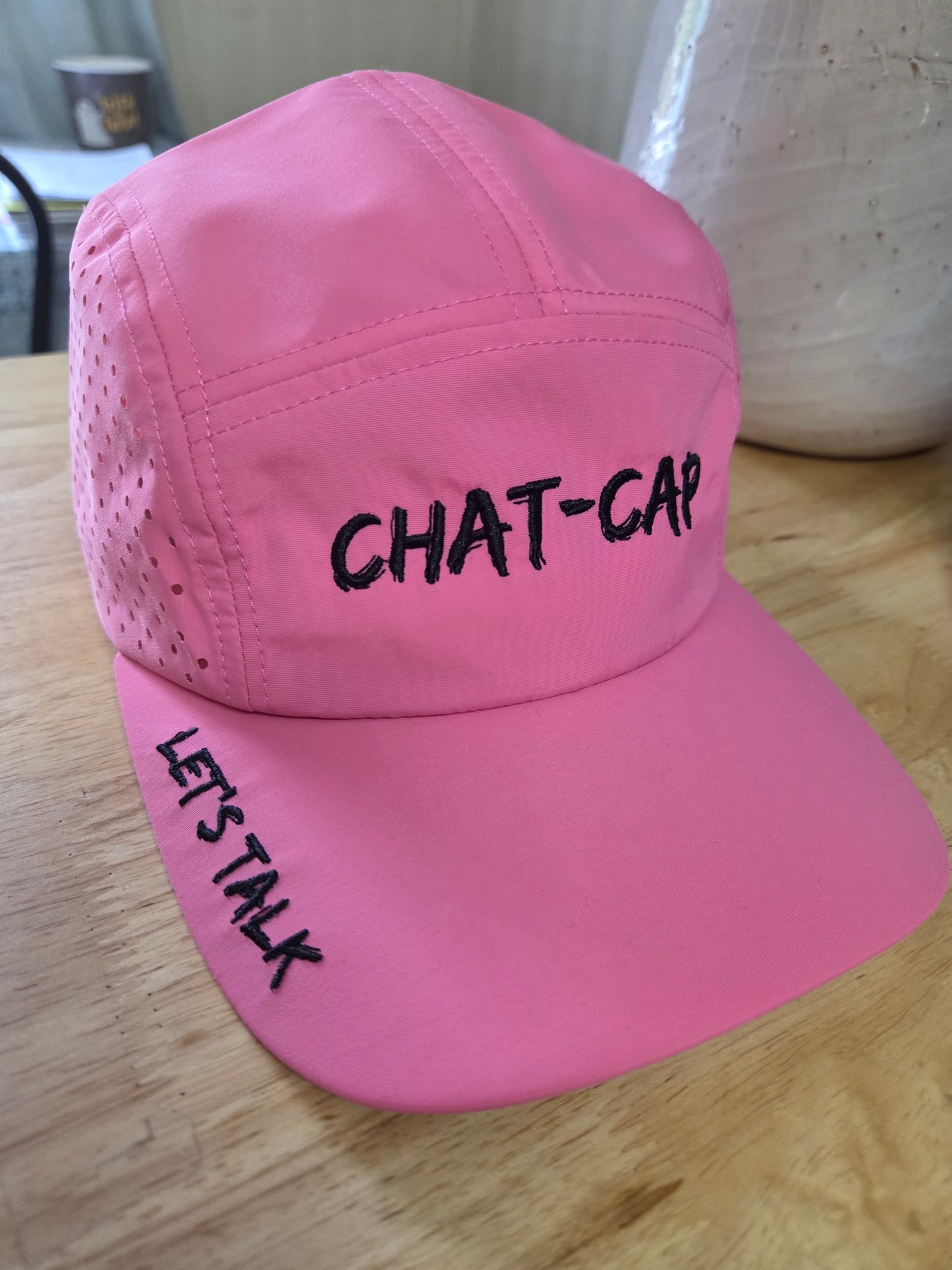 Chat-Cap Action